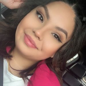 Meet your Posher, Maribel